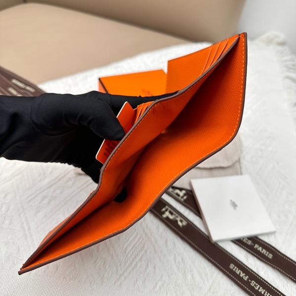 エルメス財布コピー着用イメージ